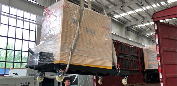 移動靜音柴油發電機組